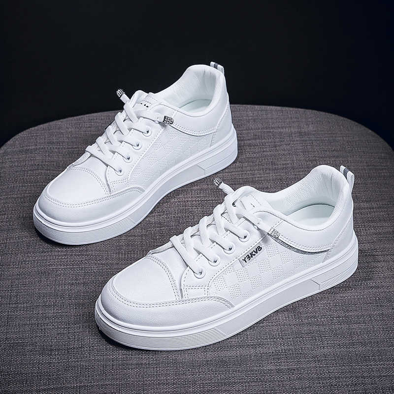 Herfst sneakers met dikke hakk - Model Kit Brands recensie en prijs